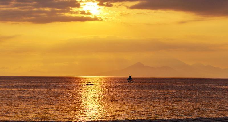 Lombok 4*